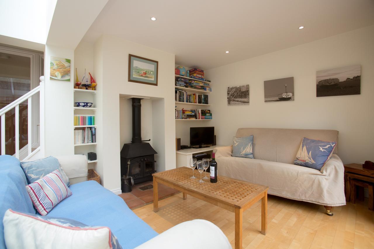 67 Pebble Cottage Aldeburgh Buitenkant foto
